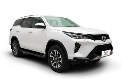 Toyota Fortuner-img